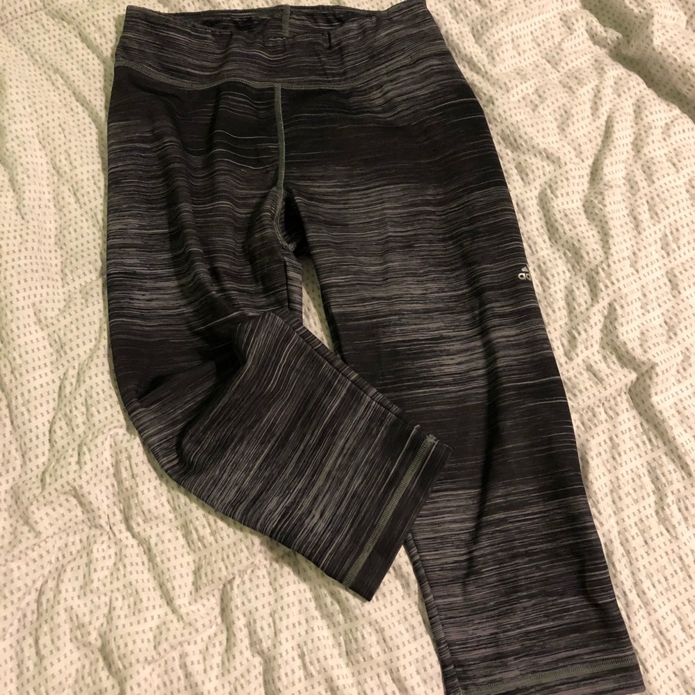 Great leggings! Make an offer!